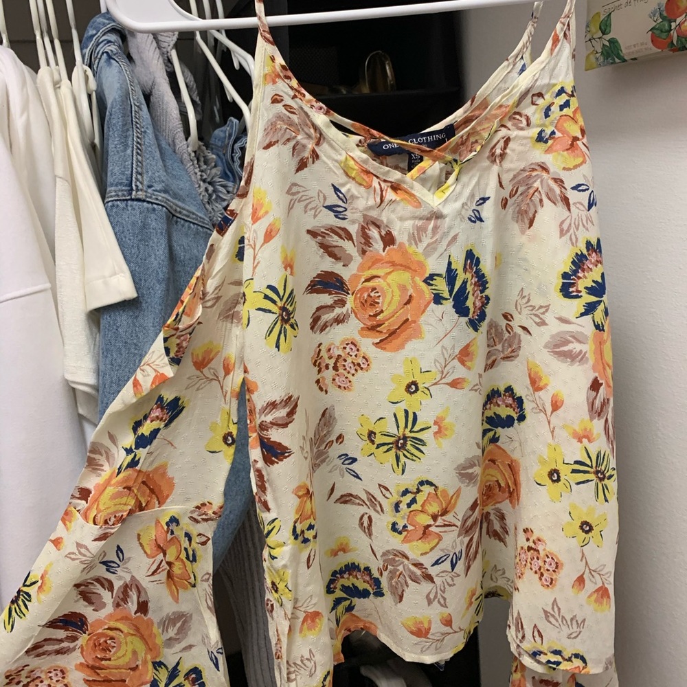 Long sleeve top